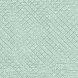 Lekkert mykt, quiltet tekstil, perfekt til så sy engteppe eller babypose.