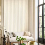 Klassisk stripete tapet fra Casadeco Rayure med vertikale linjer i et tidløst og elegant design