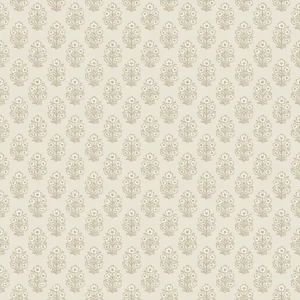 Tidløst og småblomstrete tapet med et rytmisk mønster av små blomsterbuketter inspirert av klassisk blokktrykk, som gir et lunt og landlig uttrykk.