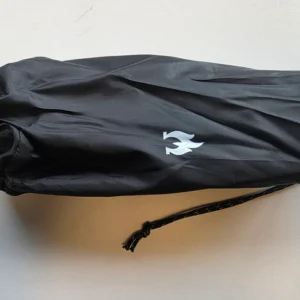 Prakisk oppbevaringspose til reserveben i rustfritt stål til Solo Stove varmedeflektor