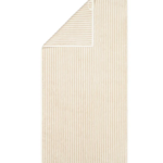 Cawö Two-Tone Stripe-håndkle i fargen Natur Håndkleet har smale, vertikale striper i en varm beige nyanse og off-white.