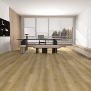 Titan Klikkvinyl Setesdal lagt i et stort, lyst rom. Gulvet har et naturlig treutseende med brede planker i en varm, lys beige nyanse som gir et autentisk preg.