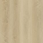 Titan klikkvinyl har en slitesterk overflate med naturtro mønster av lyst treverk og integrert korkunderlag. Sunndal