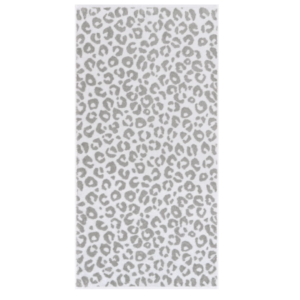 Et håndkle med leopardmønster over hele flaten.