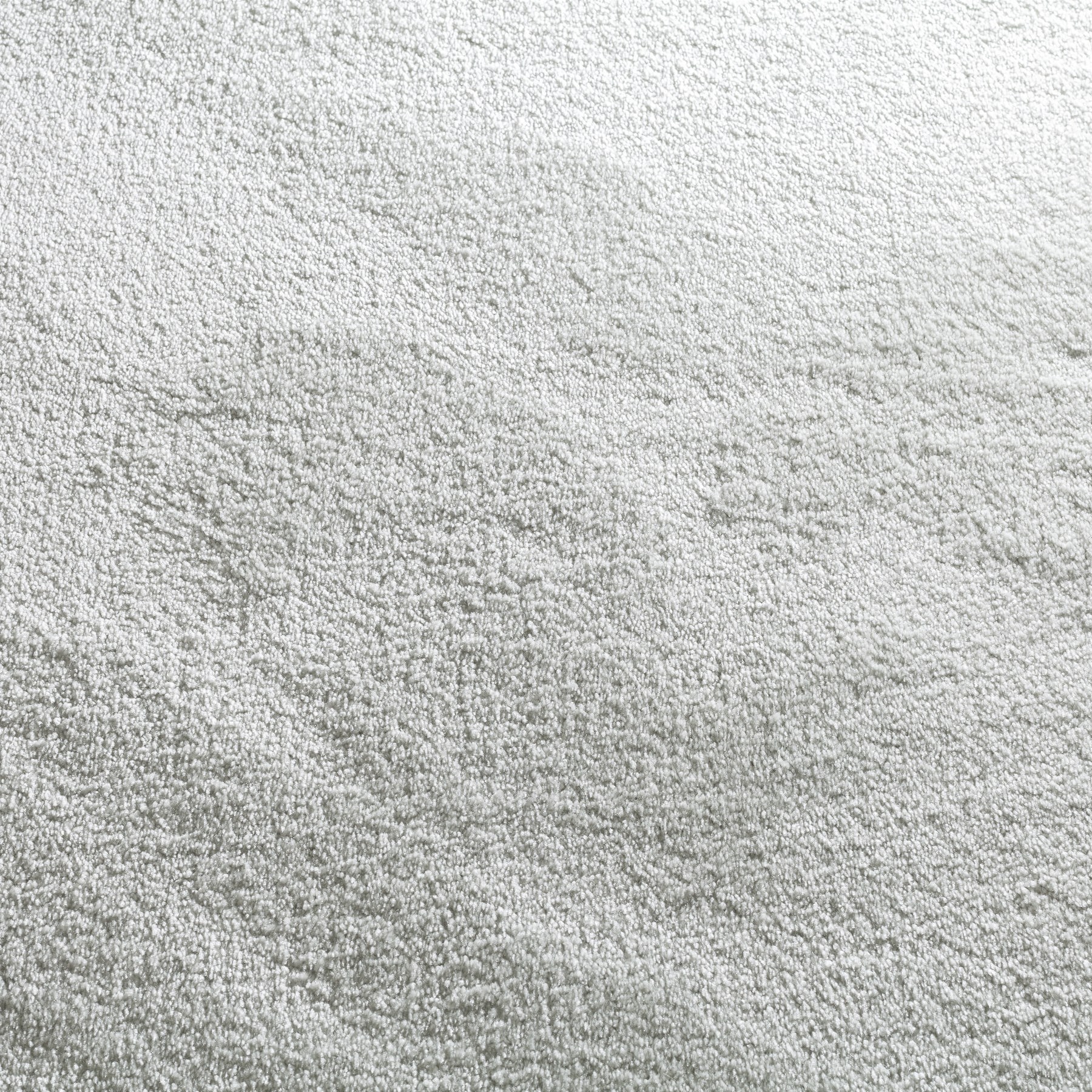 JAB ANSTOETZ Velvet teppe i en ensfarget nyanse, med tett, myk og høy floss-overflate