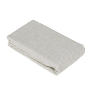 Ensfarget, sandfarget duk med en synlig og naturlig tekstilstruktur som gir et elegant fall over bordkanten.