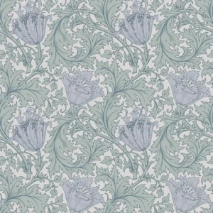 Fibertapet med det klassiske og tidløse "Anemone"-mønsteret designet av William Morris. Motivet preges av store anemoneblomster omslynget av dype akantusblader og mindre bladranker i et repeterende og organisk mønster.
