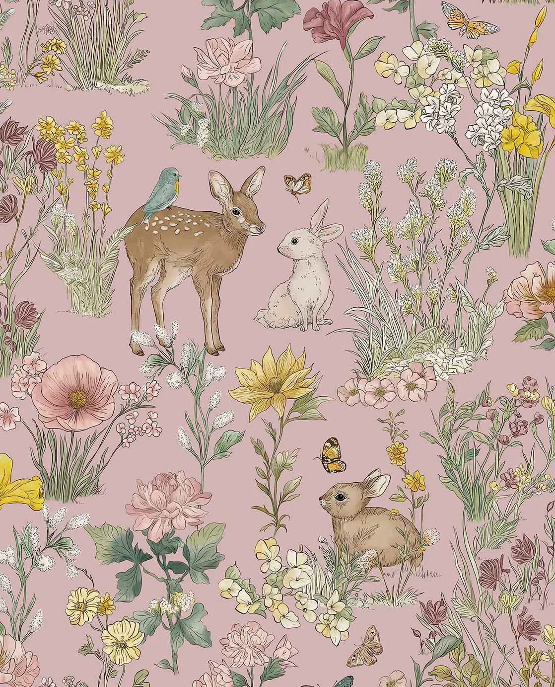 Fibertapet til barnerommet fra Storeys' kolleksjon Tiny Treasures med et eventyrlig mønster av skogsdyr som et rådyr med en liten fugl på ryggen, harer og sommerfugler plassert blant detaljerte engblomster og planter.